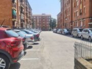 Sostreuen una bici amb GPS en aquest parking comunitari de Vic