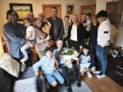 Vic celebra el centenari de Roser Serra amb una emotiva felicitació
