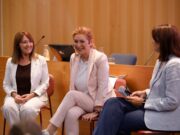 Teresa Viejo anima els aturats sèniors a reinventar-se i renéixer professionalment