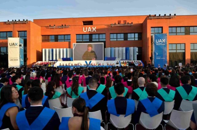 UAX-1X1.jpg