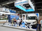 Professionals i administracions s’interessen per la tecnologia de neteja de Surtruck a TECMA